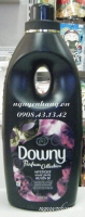 Nước xả vải Downy Parfum Collection huyền bí chai 900ml (đen)